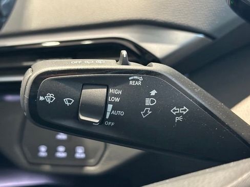 New 2025 Volkswagen ID.4 Pro AWD/4WD image 33
