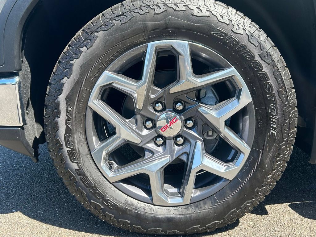 New 2026 GMC Sierra 1500 SLE w/ X31 Off-Road Package AWD/4WD image 11