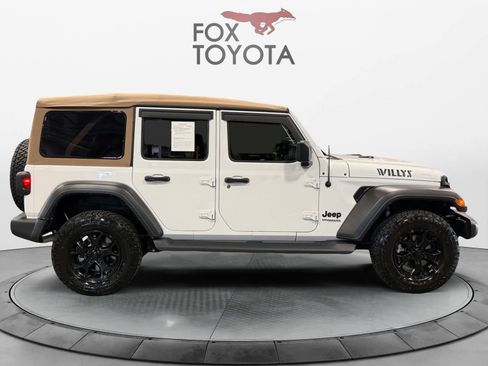 Used 2022 Jeep Wrangler Unlimited Sport AWD/4WD image 7