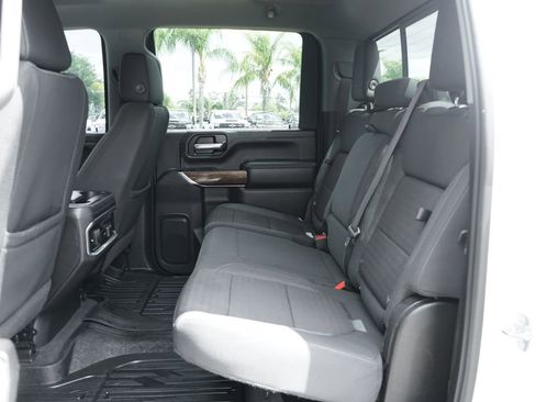 Used 2020 GMC Sierra 2500 SLE w/ Preferred Package AWD/4WD image 33