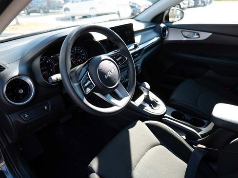 Certified 2024 Kia Forte LXS image 9