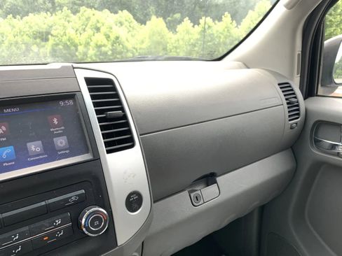 Used 2019 Nissan Frontier SV RWD image 15