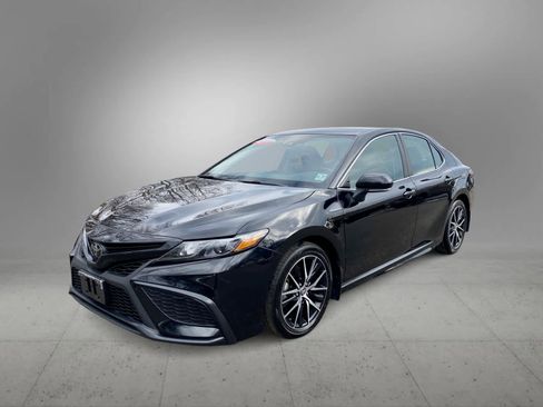 Certified 2023 Toyota Camry SE image 7
