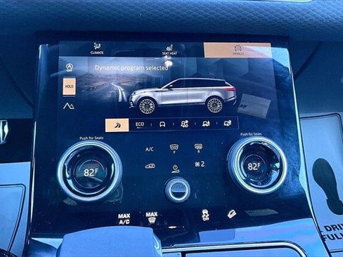 Used 2021 Land Rover Range Rover Velar R-Dynamic S image 18