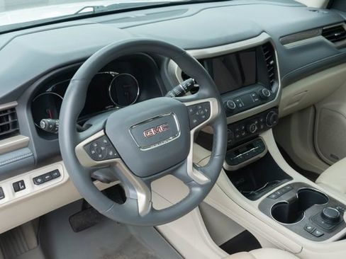 Used 2023 GMC Acadia Denali FWD image 5