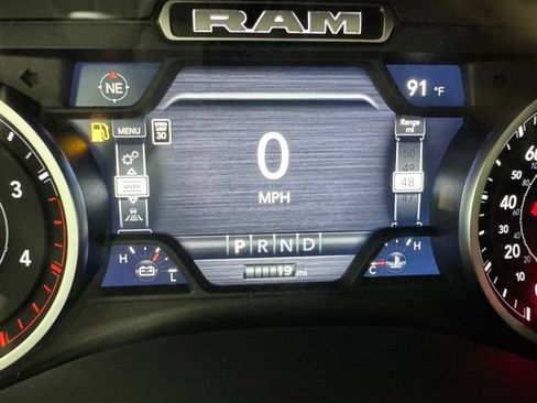 New 2026 RAM 3500 Big Horn AWD/4WD image 34