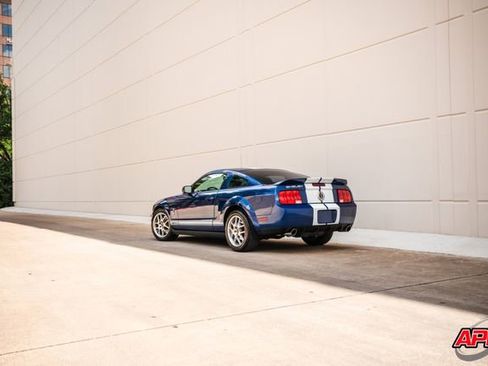 Used 2009 Ford Mustang Shelby GT500 RWD image 48
