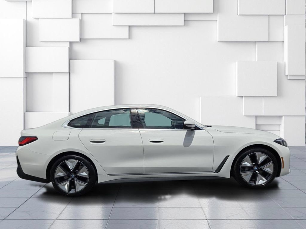 Certified 2025 BMW i4 xDrive40i AWD/4WD image 4