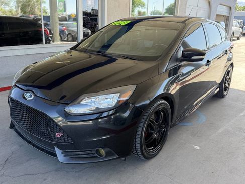 Used 2013 Ford Focus ST FWD image 3