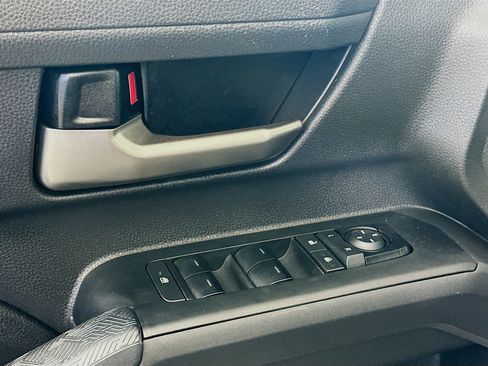 Used 2024 Toyota Tacoma TRD Sport w/ TRD Sport Upgrade Package AWD/4WD image 15