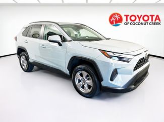 Used 2022 Toyota RAV4 XLE w/ Convenience Package video 1