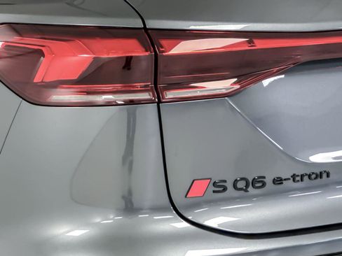 New 2027 Audi SQ6 e-tron Premium Plus image 26