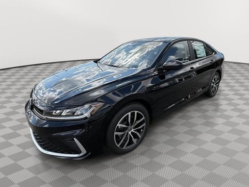 New 2025 Volkswagen Jetta SE image 3