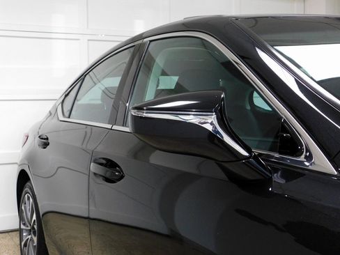 Used 2022 Lexus ES 350 w/ Premium Package image 11