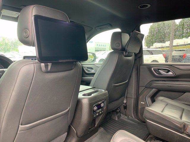 Used 2021 Chevrolet Tahoe RST w/ Luxury Package AWD/4WD image 23