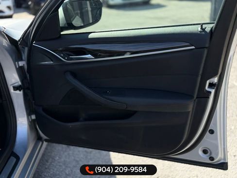 Used 2018 BMW 530e w/ Premium Package 2 image 10