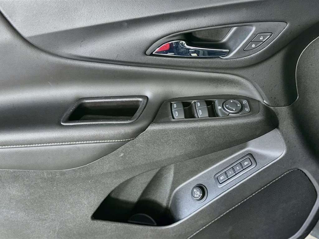 Used 2020 Chevrolet Equinox Premier FWD image 23