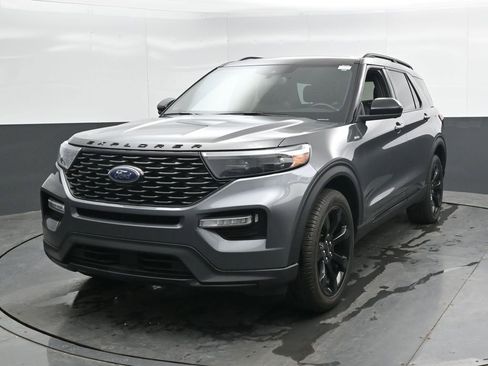 Used 2023 Ford Explorer ST-Line w/ Class IV Trailer Tow Package AWD/4WD image 6