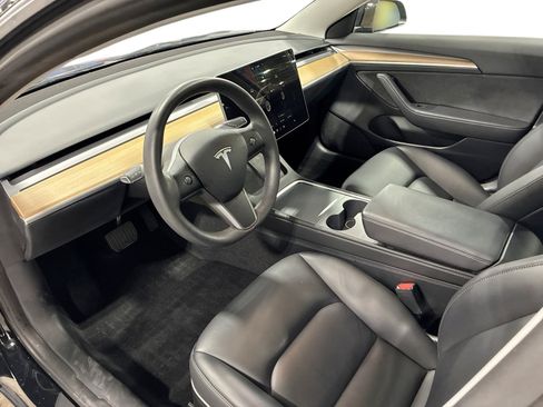 Certified 2023 Tesla Model 3 Standard Range RWD image 9
