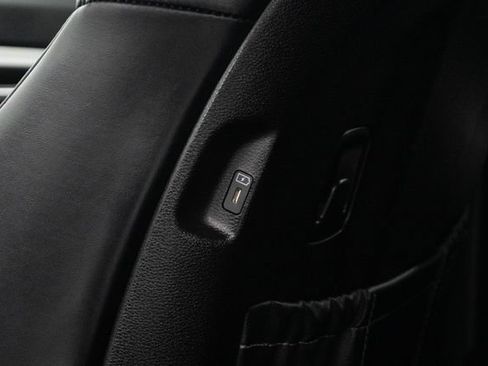 Used 2025 Kia Telluride LX FWD image 22