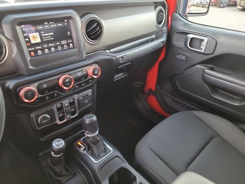 Certified 2020 Jeep Gladiator Sport w/ Quick Order Package 24S image 16