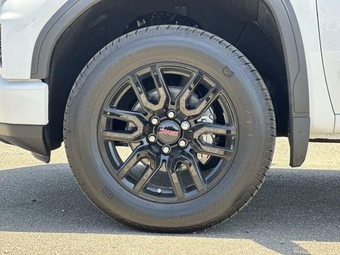 New 2026 GMC Sierra 1500 Elevation AWD/4WD image 30