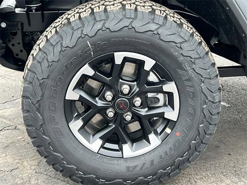 New 2026 Jeep Wrangler Unlimited Rubicon w/ Steel Bumper Group image 6