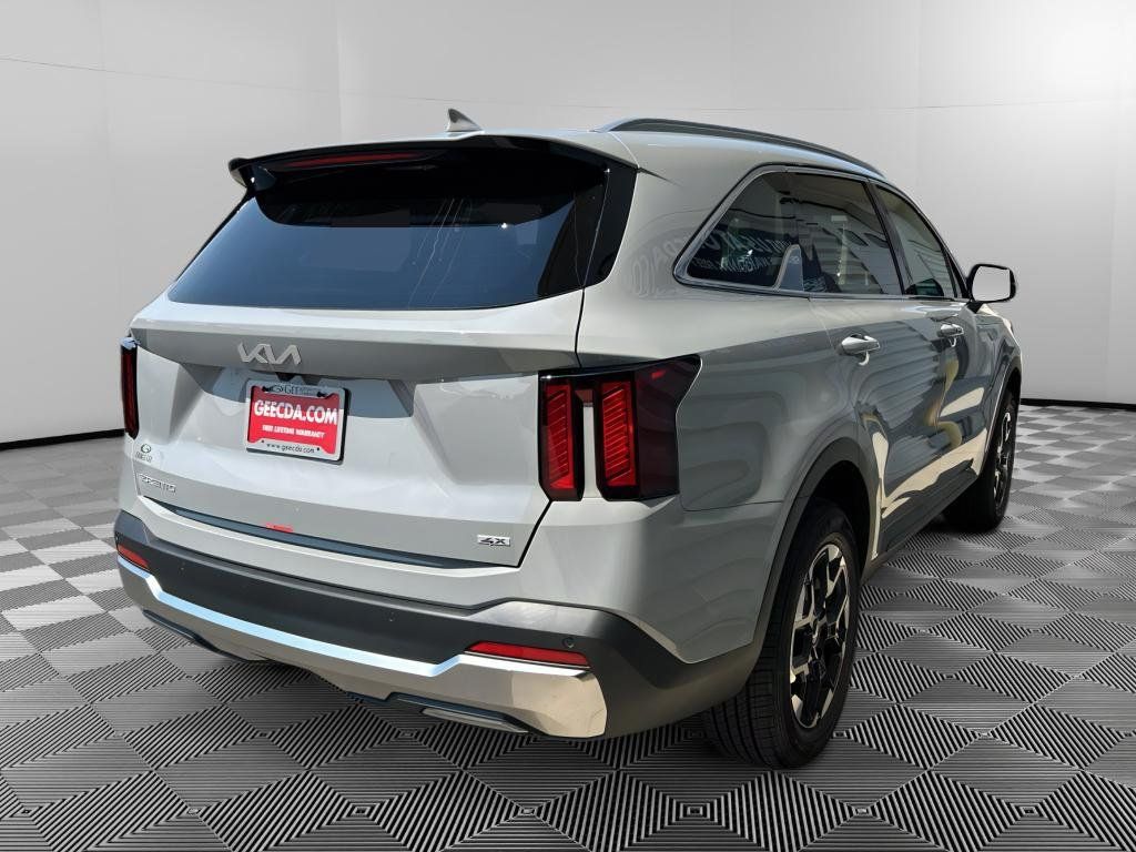 New 2026 Kia Sorento S AWD/4WD image 4