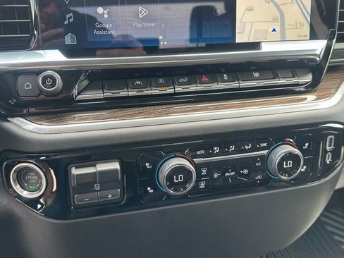 New 2025 Chevrolet Silverado 1500 LT AWD/4WD image 19