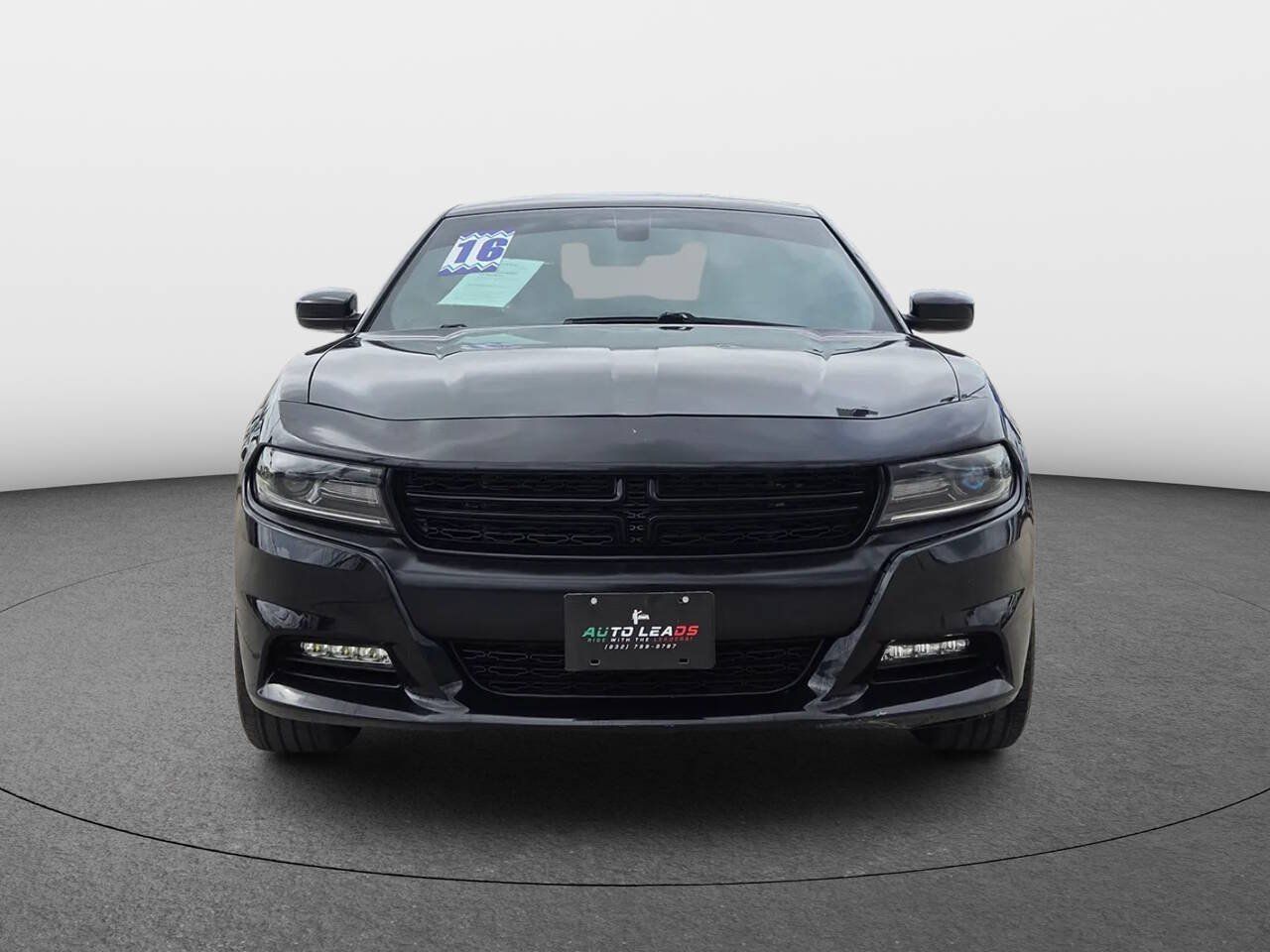 Used 2016 Dodge Charger SXT AWD/4WD image 3