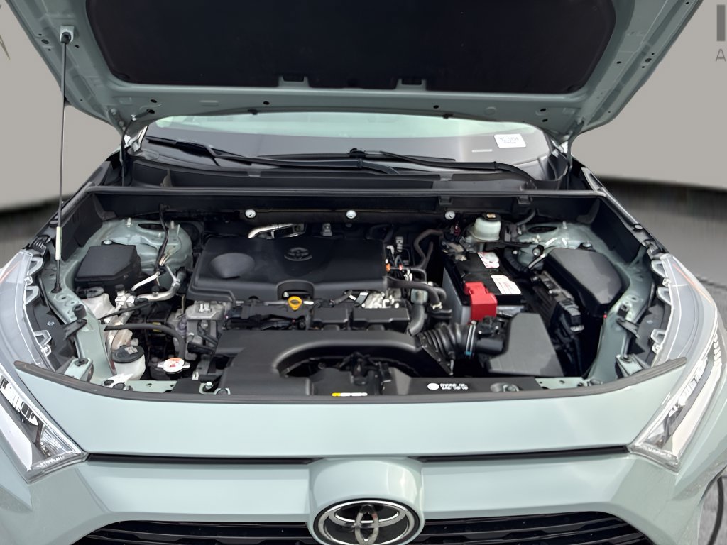 Used 2021 Toyota RAV4 XLE w/ Convenience Package AWD/4WD image 34