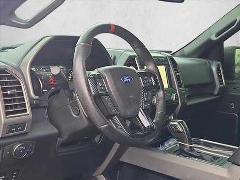 Used 2019 Ford F150 Raptor w/ Equipment Group 802A Luxury AWD/4WD image 9