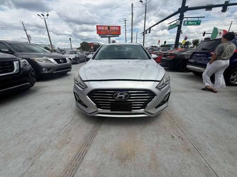 Used 2019 Hyundai Sonata SE FWD image 1