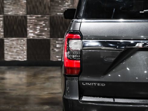 Used 2021 Ford Expedition Max Limited AWD/4WD image 41