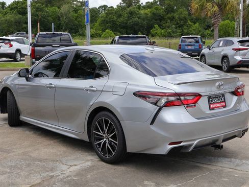 Used 2023 Toyota Camry SE w/ Convenience Package FWD image 21