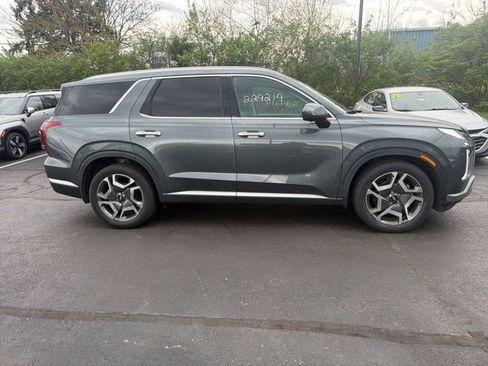 Used 2023 Hyundai Palisade SEL image 4