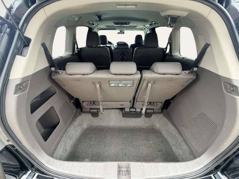 Used 2016 Honda Odyssey Touring image 9