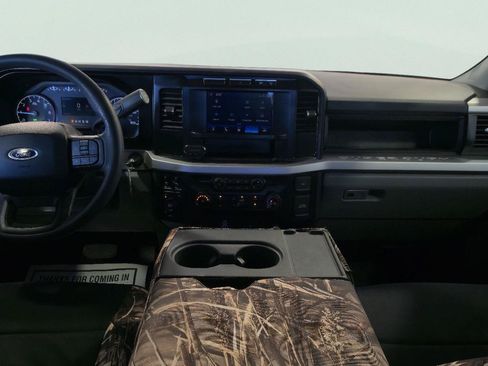 Used 2023 Ford F250 XL w/ FX4 Off-Road Package AWD/4WD image 20