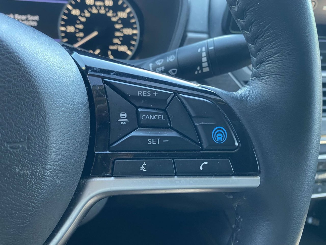 Used 2024 Nissan Altima 2.5 SL AWD/4WD image 22