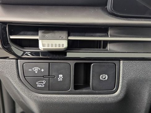 New 2026 Kia Sportage EX FWD image 13