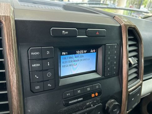 Used 2022 Ford F250 XL w/ Power Equipment Group image 7