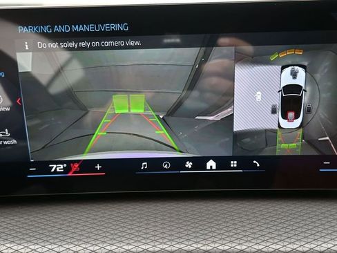 New 2026 BMW M440i Convertible image 7