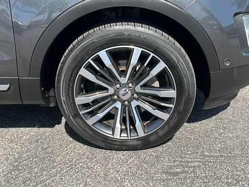 Used 2017 Ford Explorer Platinum AWD/4WD image 9