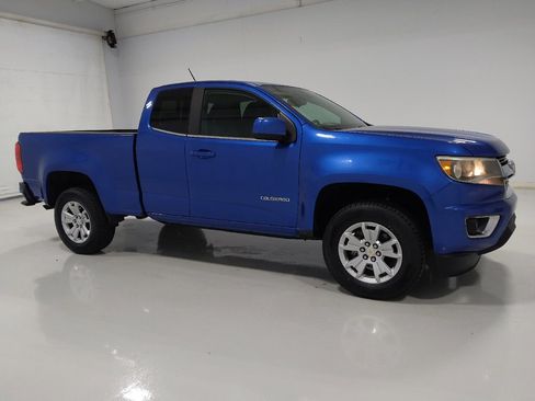 Used 2018 Chevrolet Colorado LT w/ LT Convenience Package image 11