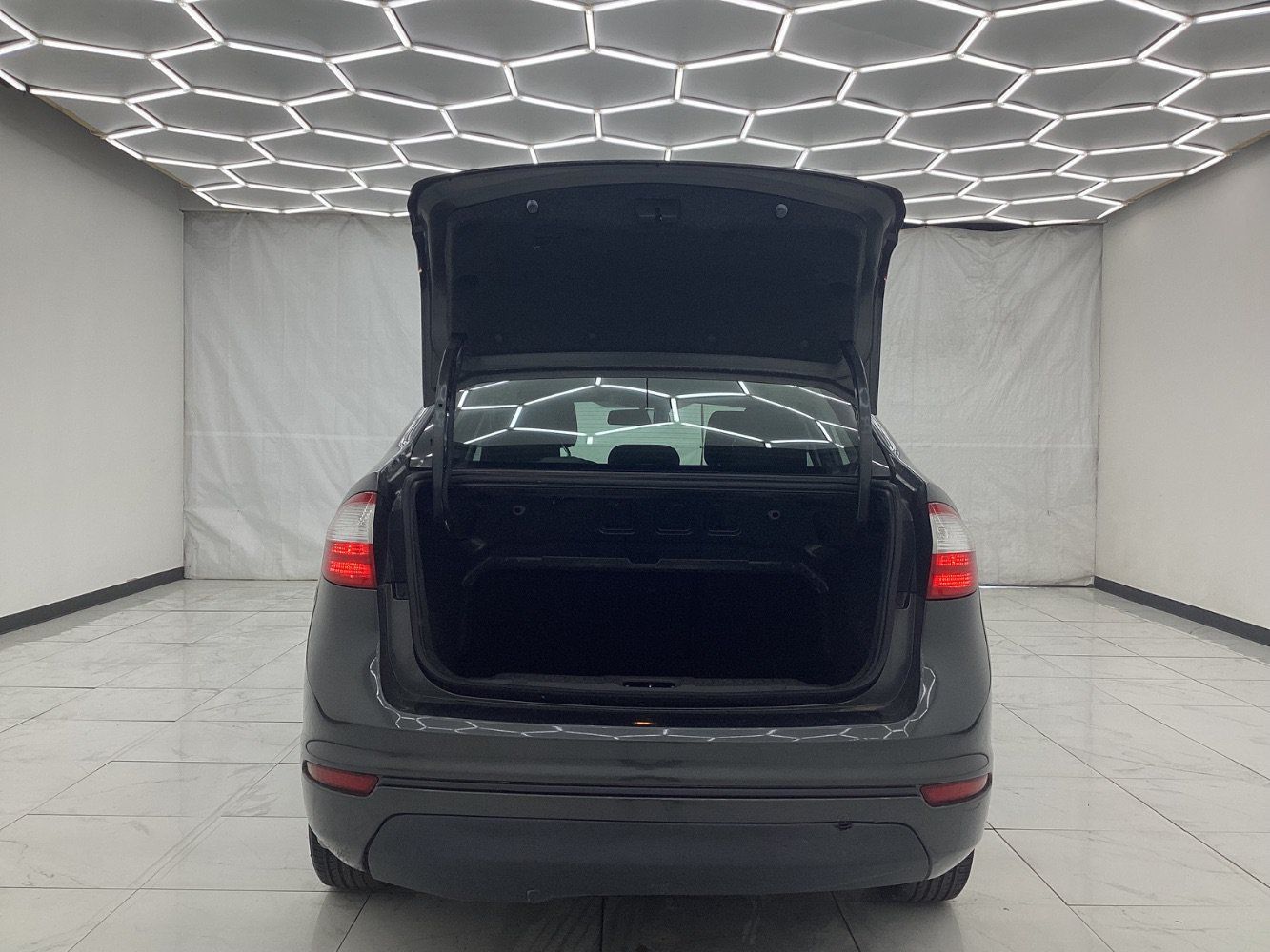 Used 2019 Ford Fiesta SE FWD image 41