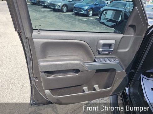 Used 2018 Chevrolet Silverado 1500 LT w/ All Star Edition image 38