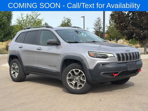 Used 2020 Jeep Cherokee Trailhawk AWD/4WD image 1