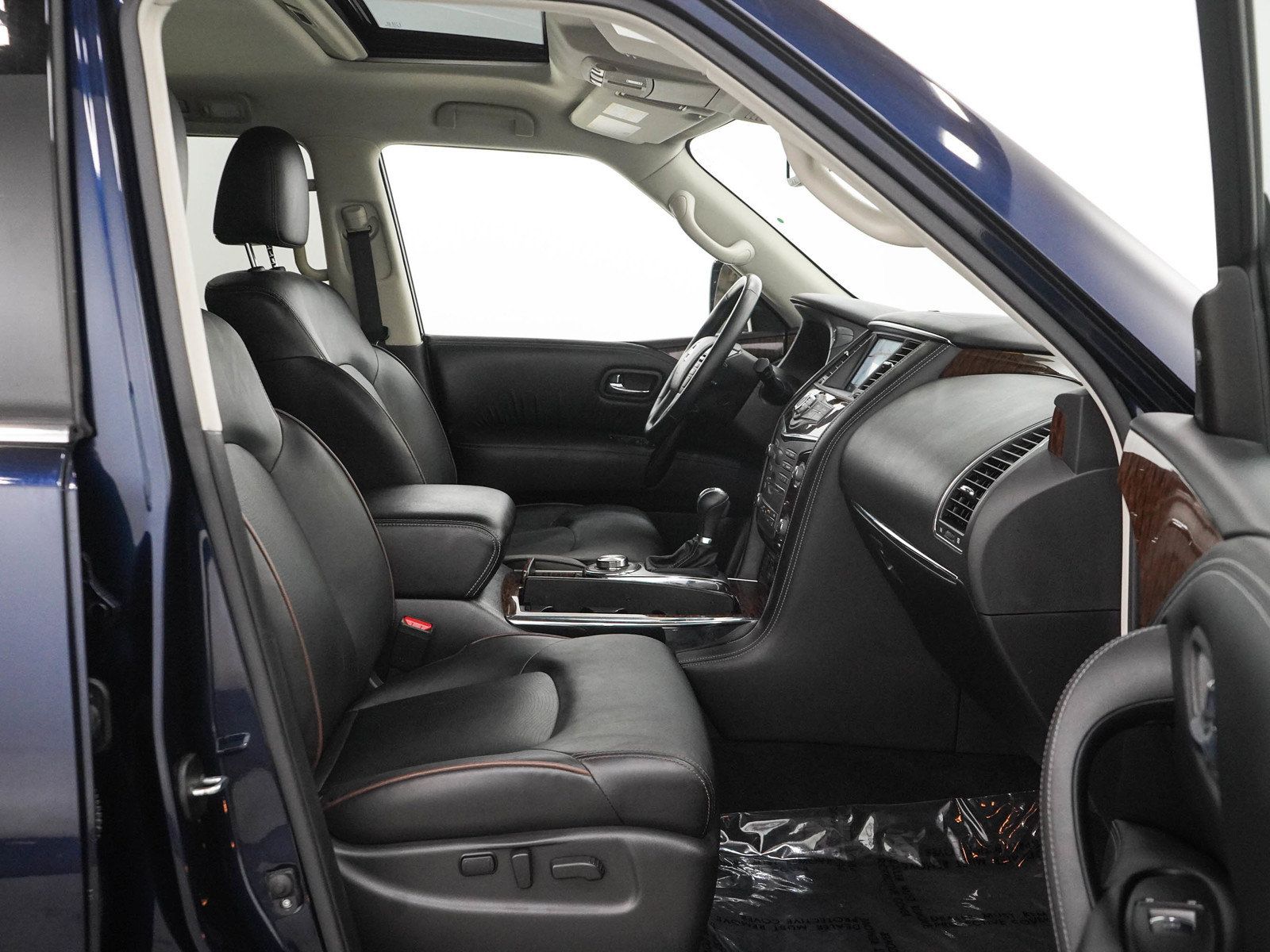 Used 2020 Nissan Armada SL w/ Premium Package AWD/4WD image 11