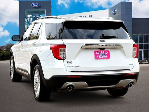 Certified 2020 Ford Explorer Limited image 3