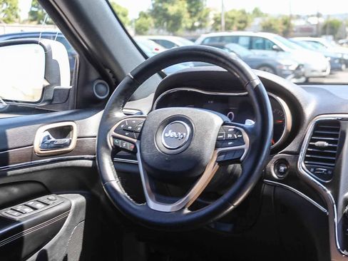 Used 2014 Jeep Grand Cherokee Limited RWD image 21